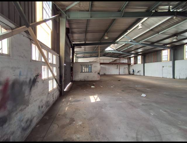 477M² WAREHOUSE TO LET IN DENVER